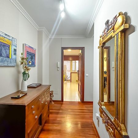 Apartamento Completo, Amplio, Muy Iluminado Y Con Plaza De Garaje Incluida. O Grove Esterno foto
