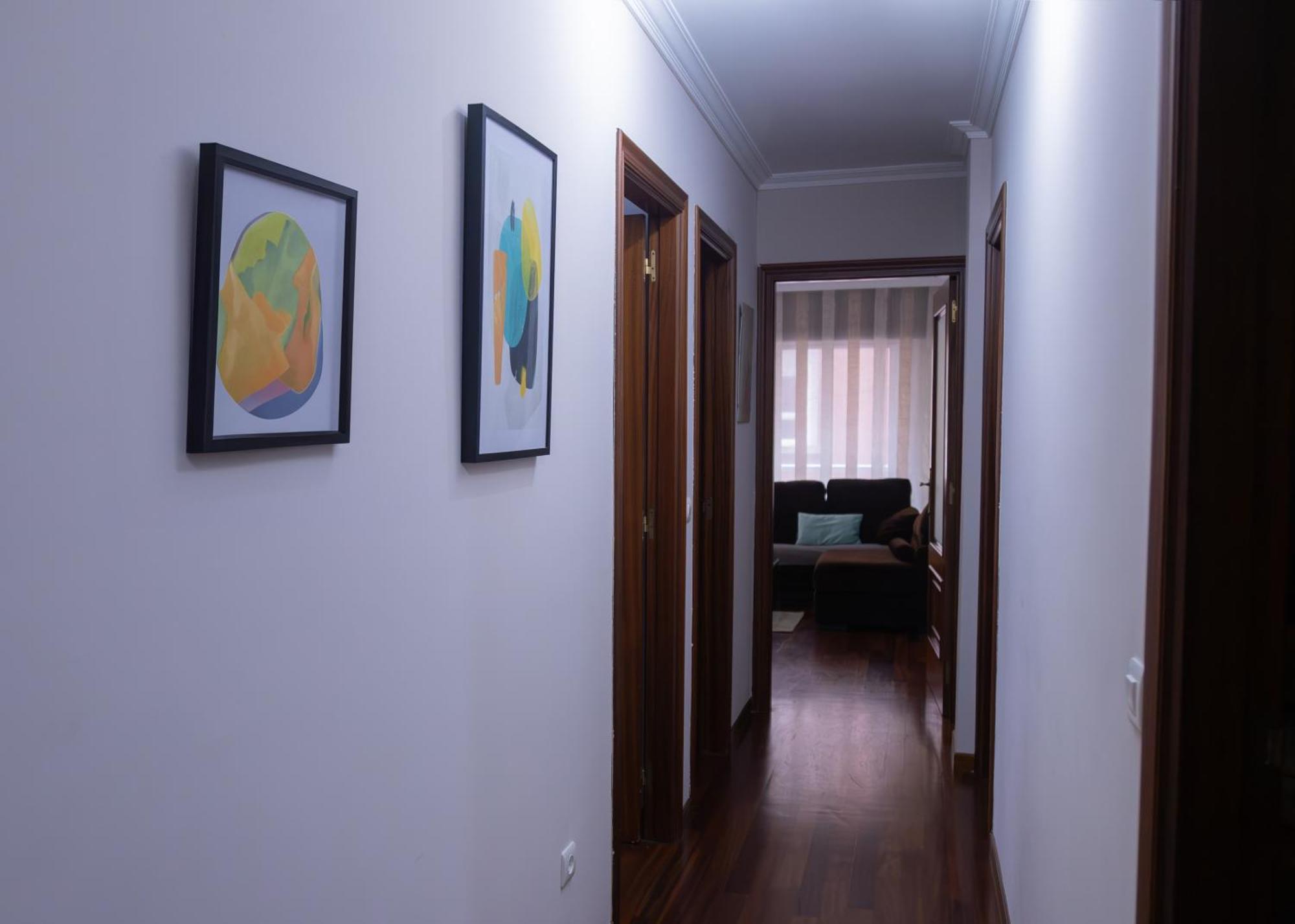 Apartamento Completo, Amplio, Muy Iluminado Y Con Plaza De Garaje Incluida. O Grove Esterno foto