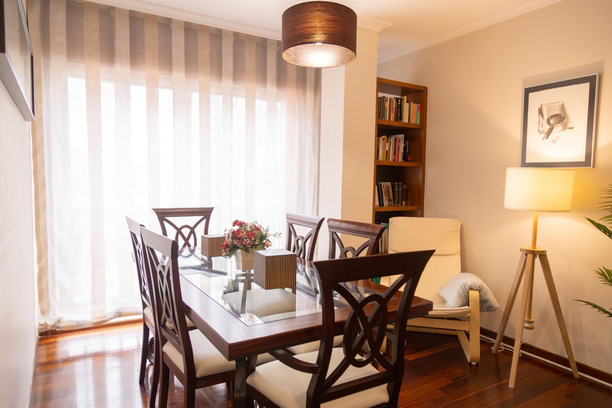 Apartamento Completo, Amplio, Muy Iluminado Y Con Plaza De Garaje Incluida. O Grove Esterno foto