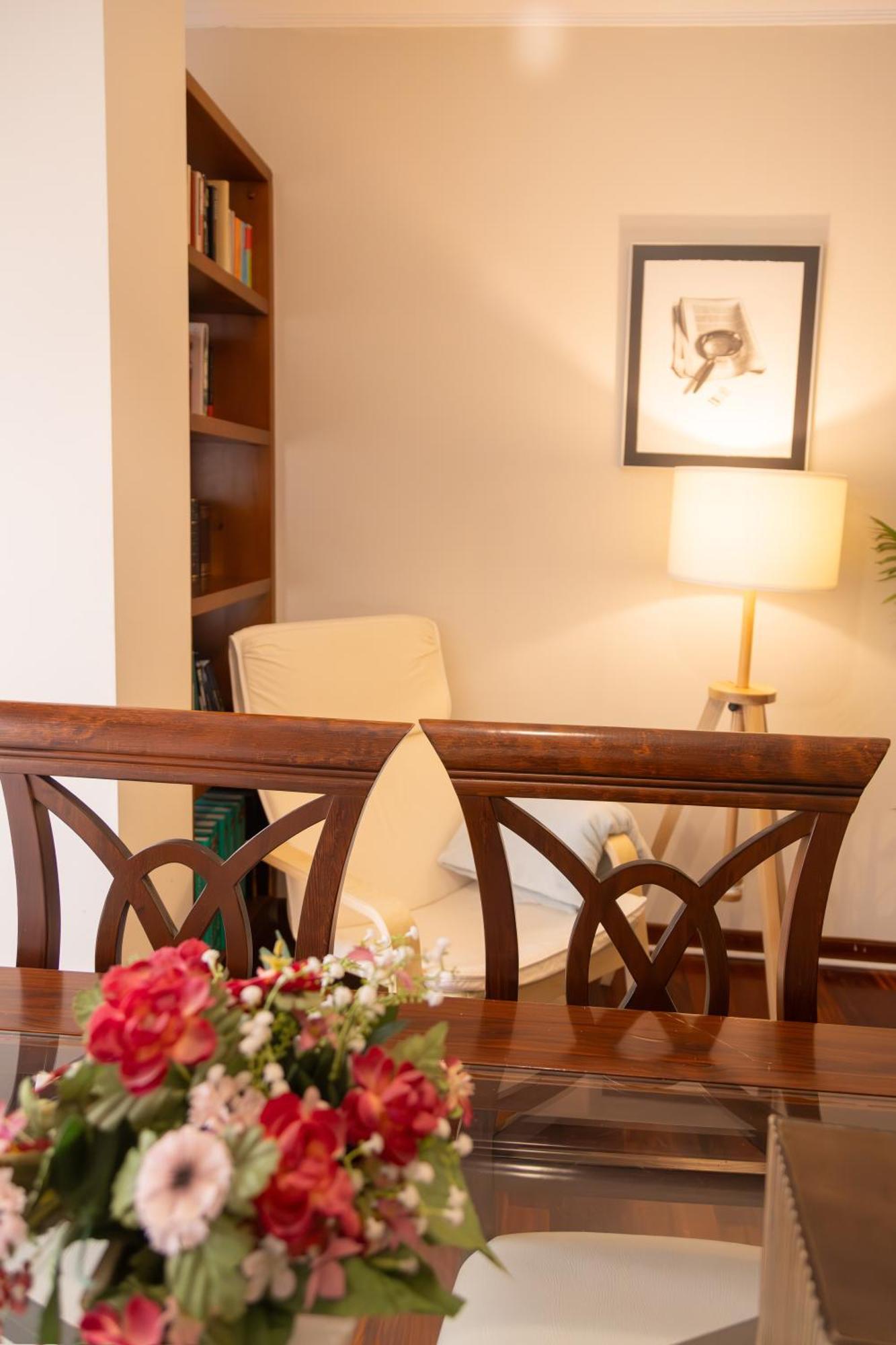 Apartamento Completo, Amplio, Muy Iluminado Y Con Plaza De Garaje Incluida. O Grove Esterno foto